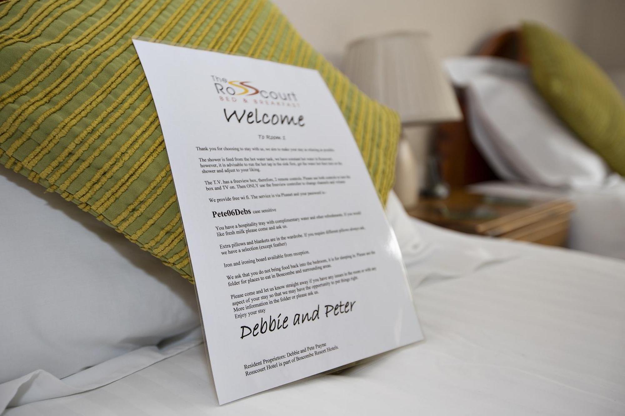 Relax At Rosscourt Guest House-Free On Site Parking (Adults Only) Борнмут Номер фото