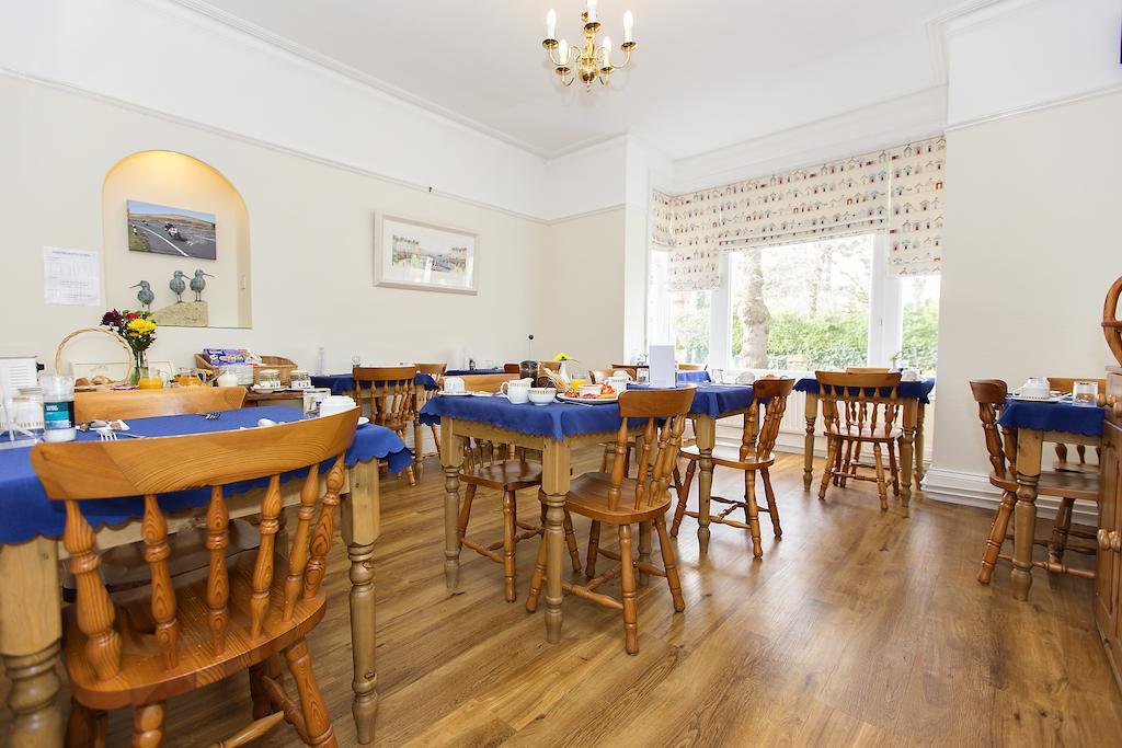 Relax At Rosscourt Guest House-Free On Site Parking (Adults Only) Борнмут Экстерьер фото