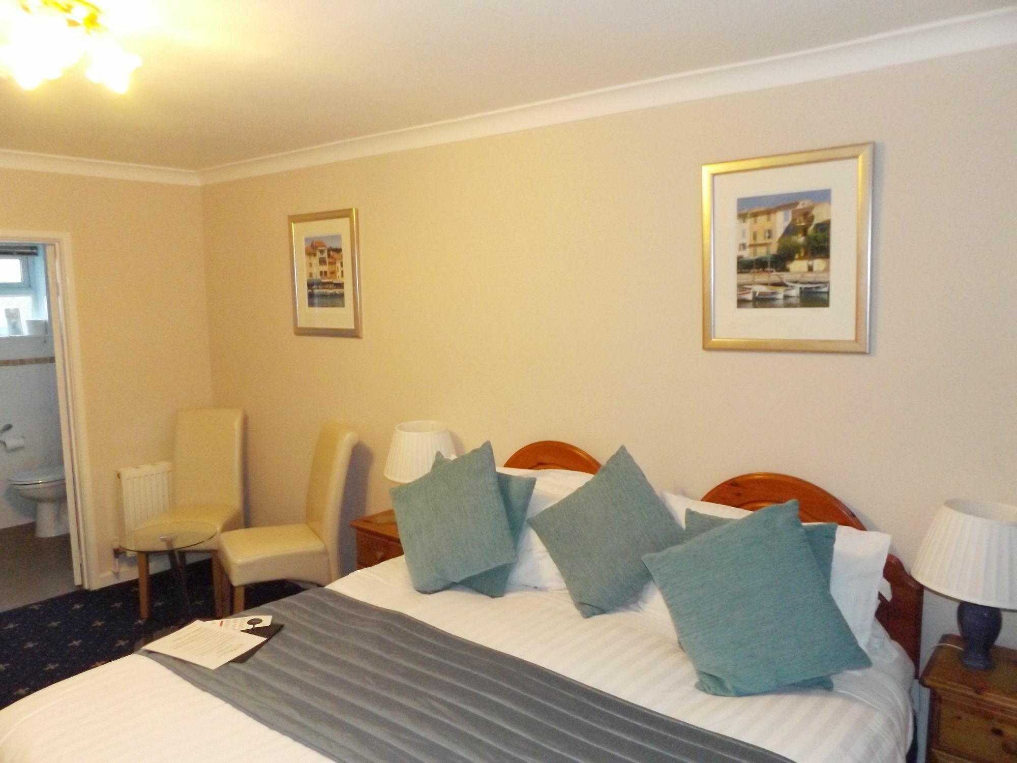 Relax At Rosscourt Guest House-Free On Site Parking (Adults Only) Борнмут Экстерьер фото