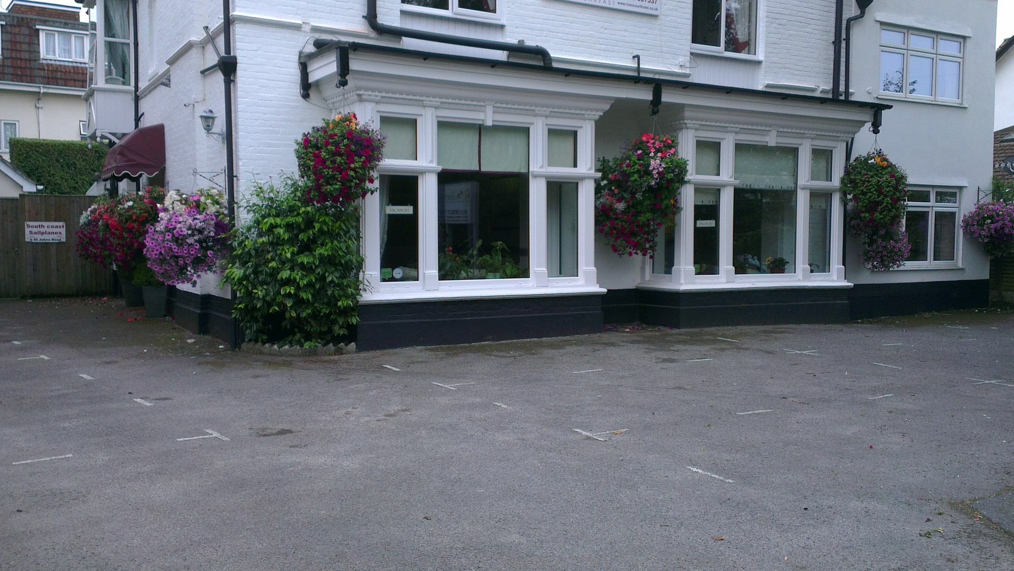 Relax At Rosscourt Guest House-Free On Site Parking (Adults Only) Борнмут Экстерьер фото