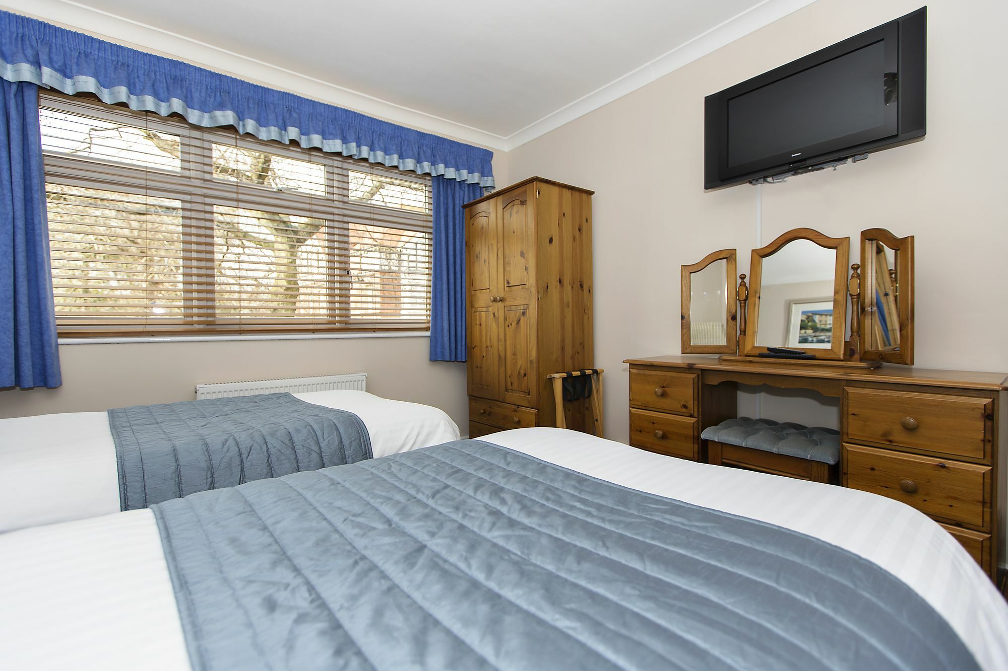 Relax At Rosscourt Guest House-Free On Site Parking (Adults Only) Борнмут Экстерьер фото